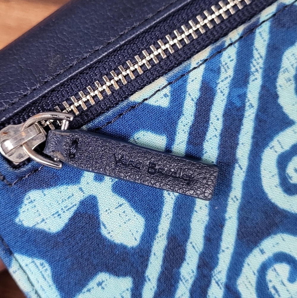 Vera Bradley Navy & Sky Blue Print Wallet, EUC - Picture 6 of 11